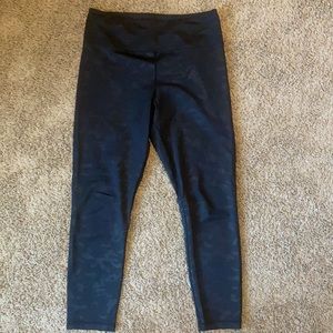 Zyia camo leggings